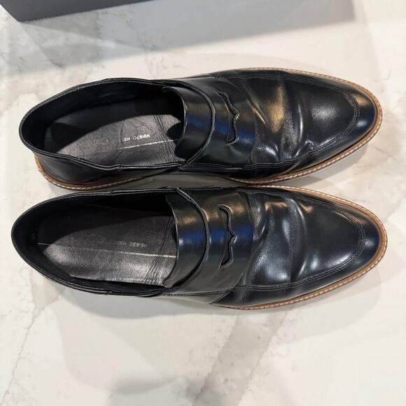 Ecco Incise Tailored Leather SlipOn Loafer Womens Size 8 Black Minimalist Preppy - Picture 7 of 9